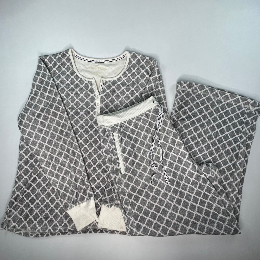 Nautica Women's Pajama Set Gray White Quatrefoil Fleece Henley Large